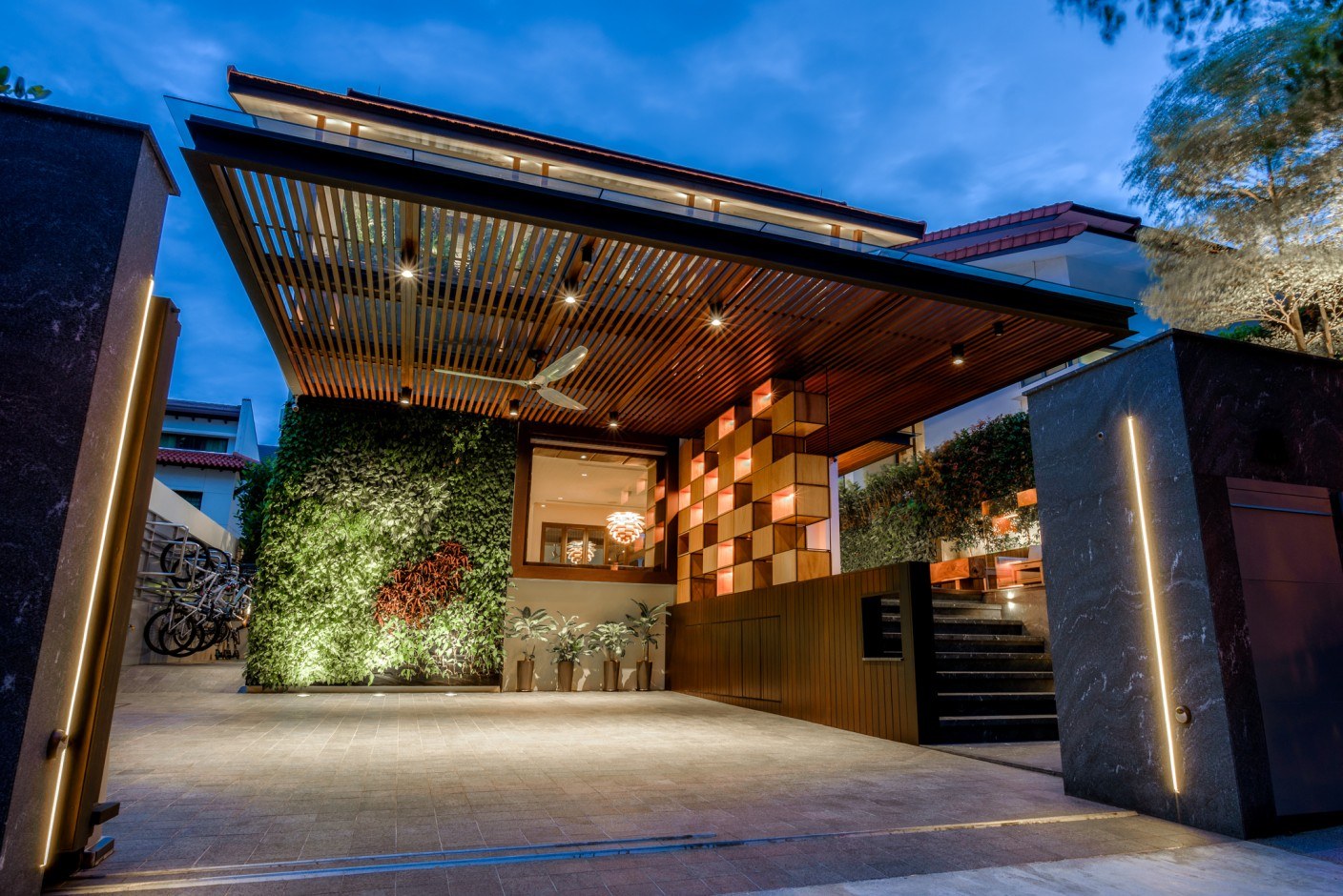 2bavonrd web 1 1408x